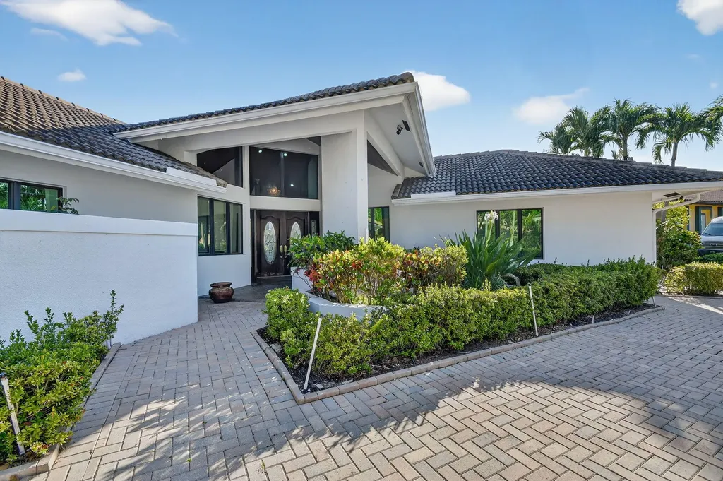 2410 Embassy Drive West Palm Beach FL 33401
