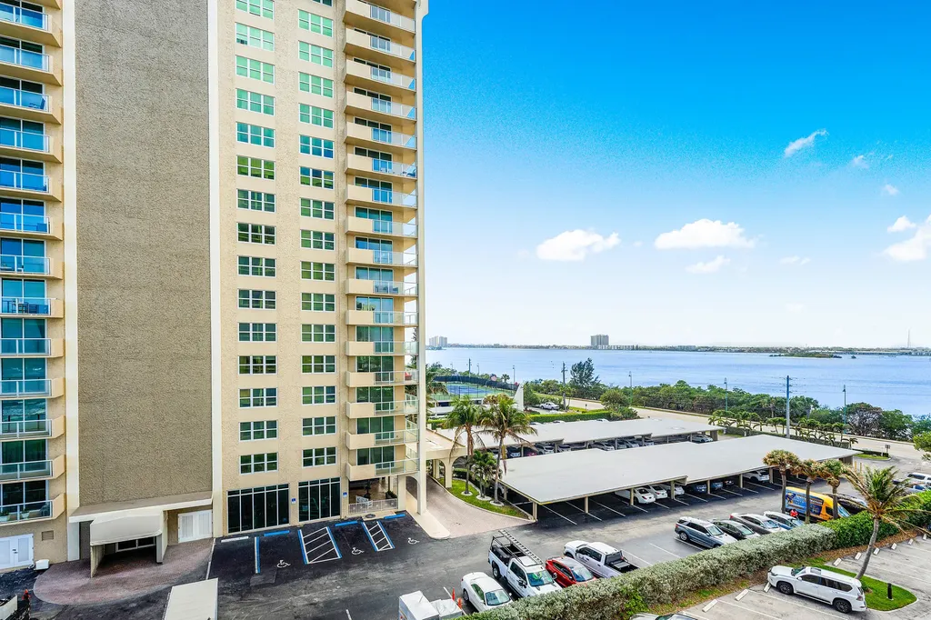 5460 N Ocean Drive Singer Island FL 33404
