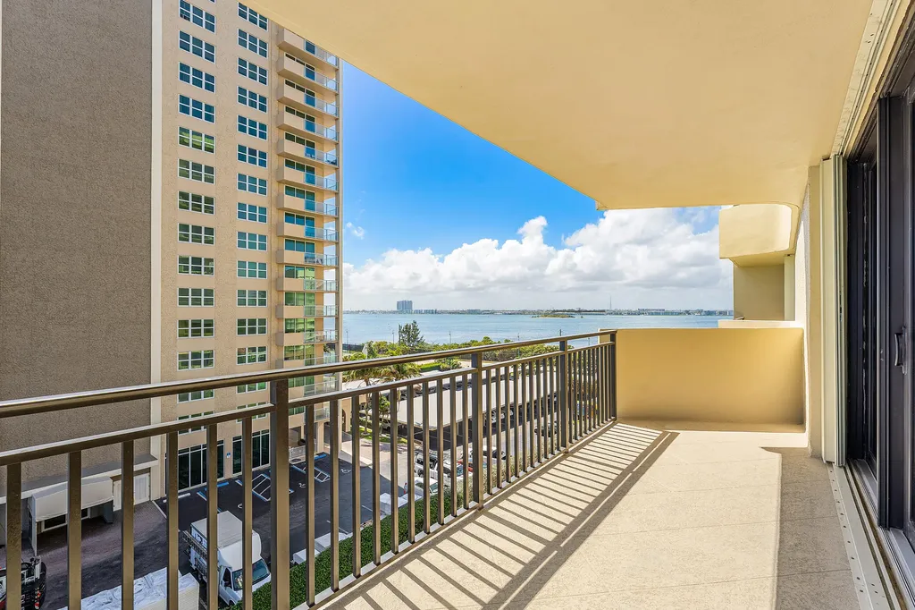 5460 N Ocean Drive Singer Island FL 33404