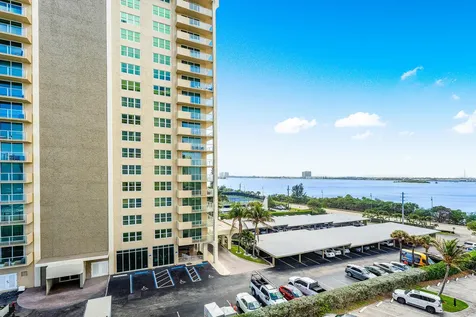 5460 N Ocean Drive Singer Island FL 33404