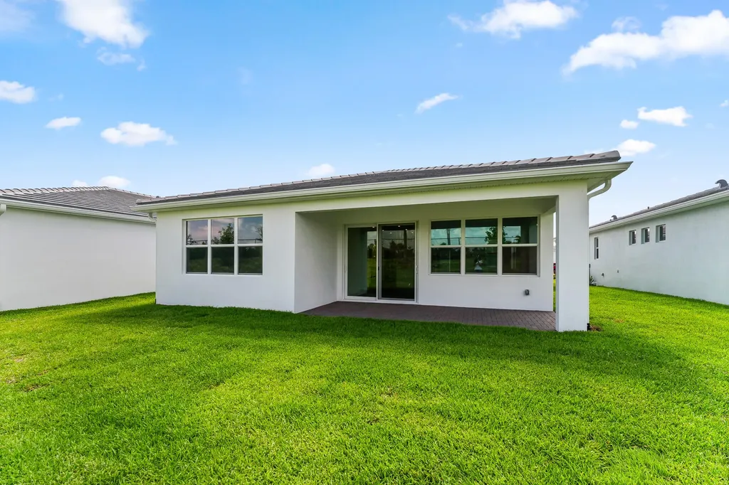 12056 SW Pantone Street Port St Lucie FL 34987