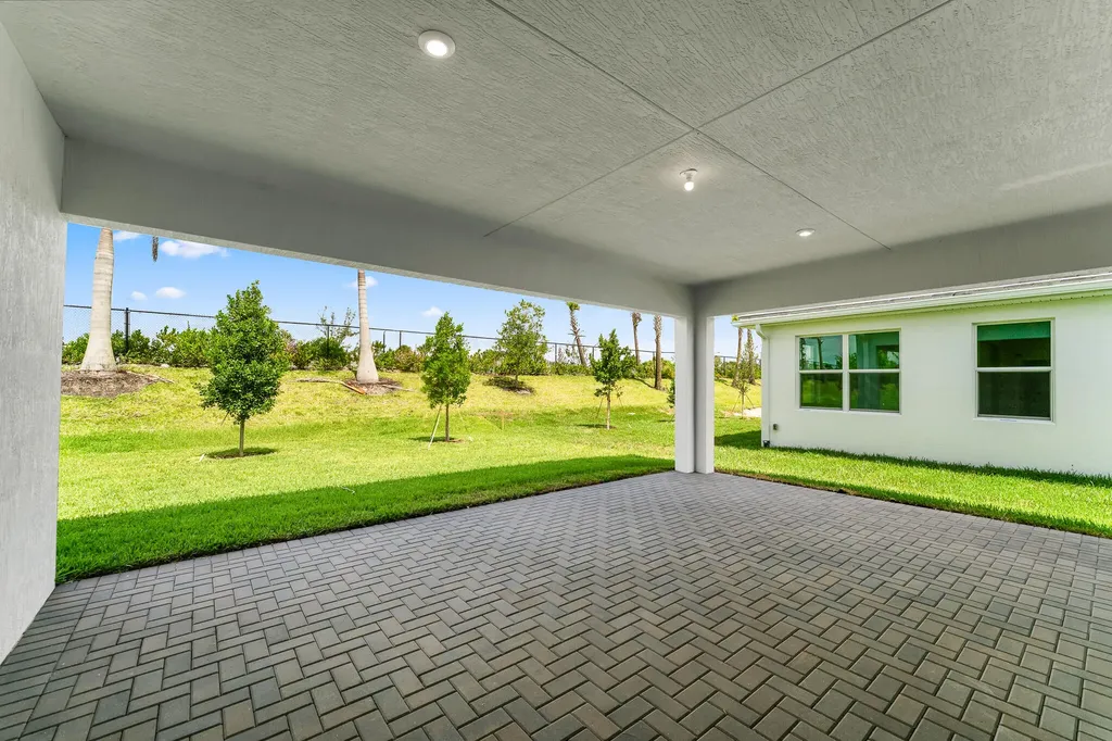 12040 SW Pantone Street Port St Lucie FL 34987