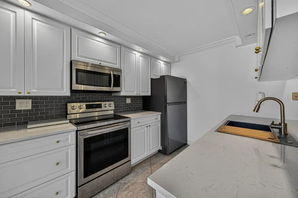 7811 78th Way West Palm Beach FL 33407
