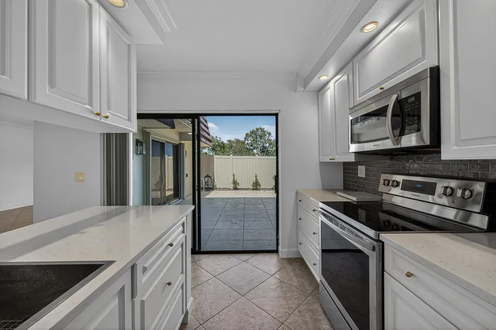 7811 78th Way West Palm Beach FL 33407
