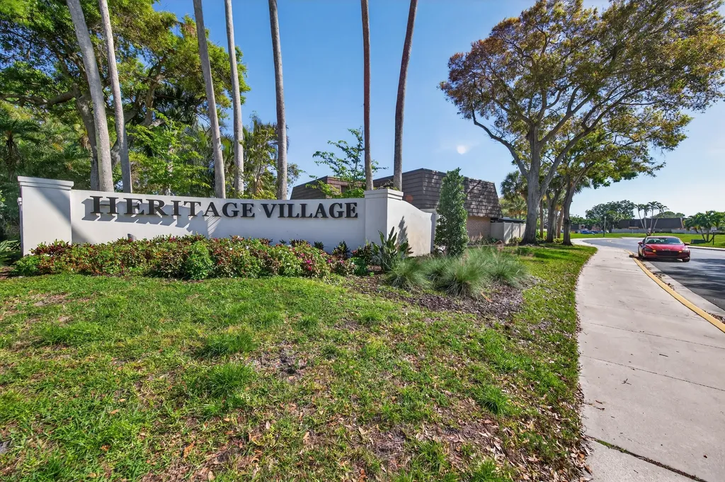 7811 78th Way West Palm Beach FL 33407
