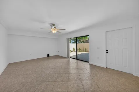 7811 78th Way West Palm Beach FL 33407