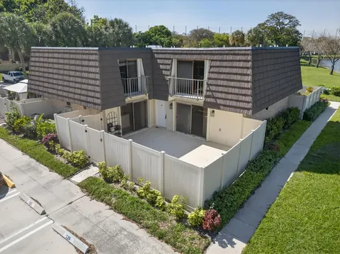 7811 78th Way West Palm Beach FL 33407
