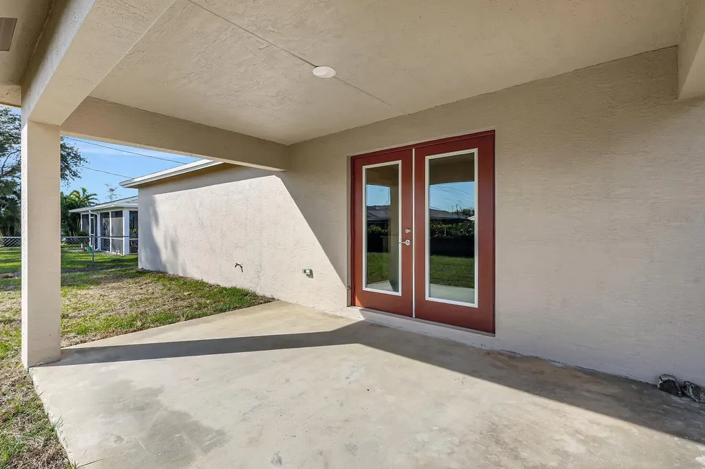 3965 SW Mccain Street Port St Lucie FL 34953