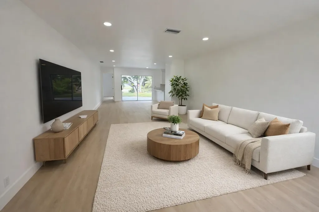 6811 NW 32nd Avenue Fort Lauderdale FL 33309