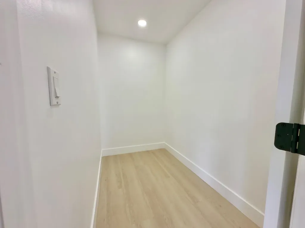 6811 NW 32nd Avenue Fort Lauderdale FL 33309