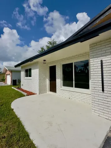 6811 NW 32nd Avenue Fort Lauderdale FL 33309