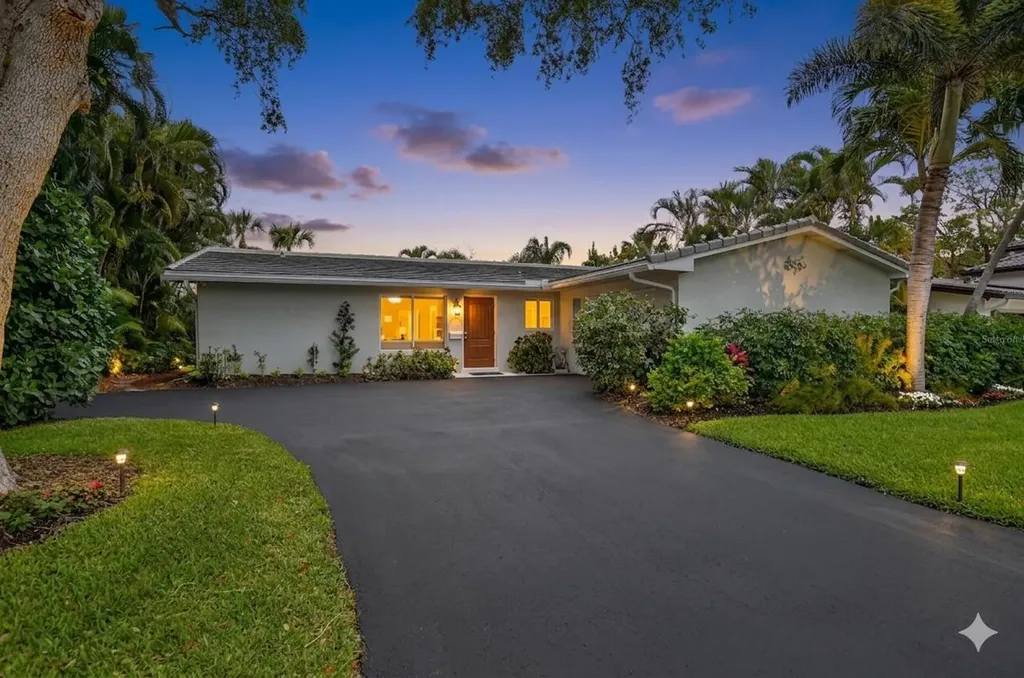 943 SW 7th Street Boca Raton FL 33486