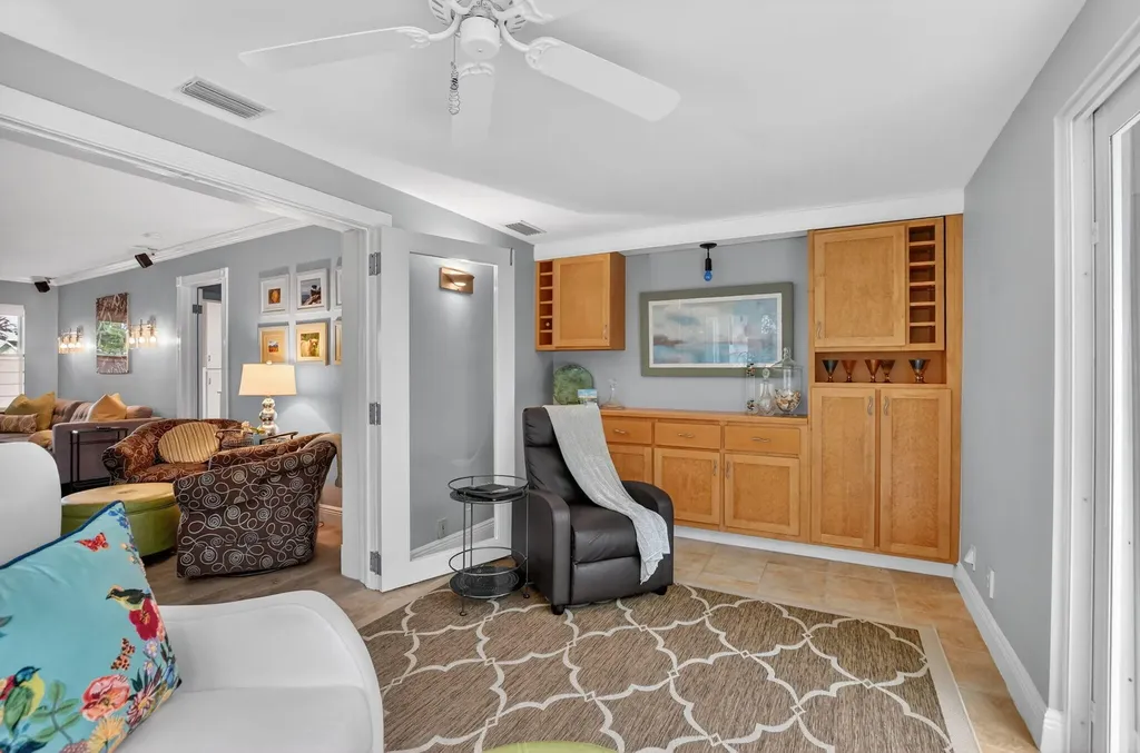 943 SW 7th Street Boca Raton FL 33486