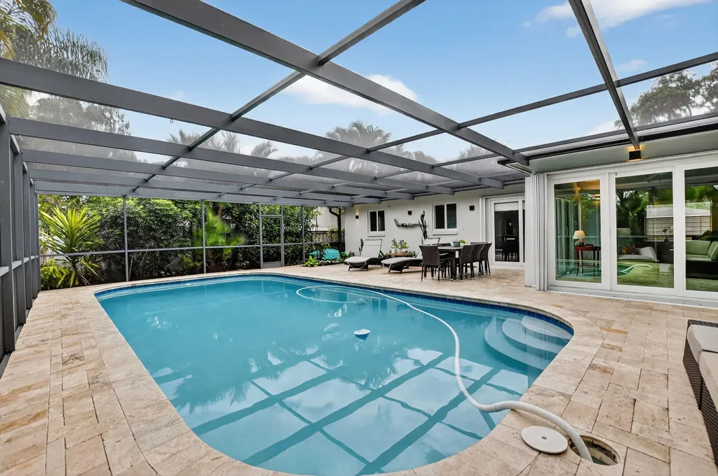943 SW 7th Street Boca Raton FL 33486