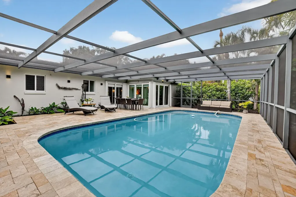 943 SW 7th Street Boca Raton FL 33486