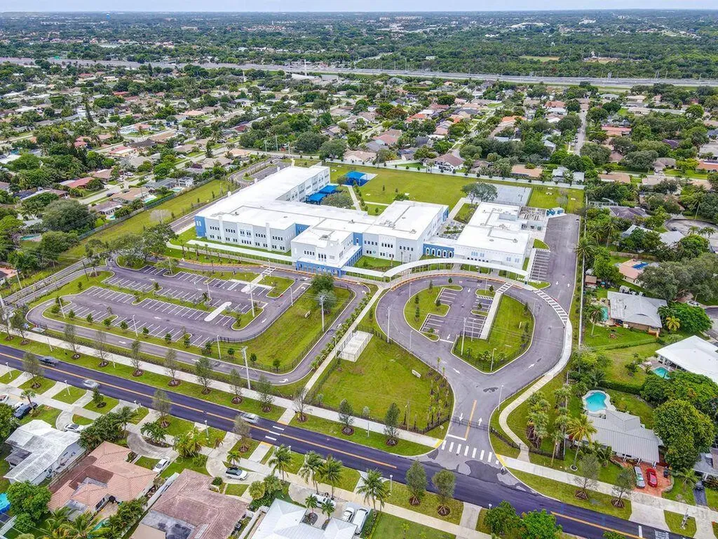 943 SW 7th Street Boca Raton FL 33486