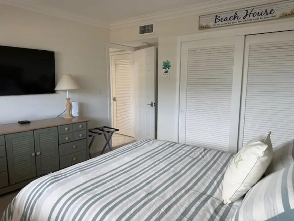 1319 E Hillsboro Boulevard Deerfield Beach FL 33441