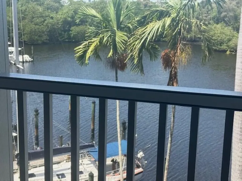 1319 E Hillsboro Boulevard Deerfield Beach FL 33441