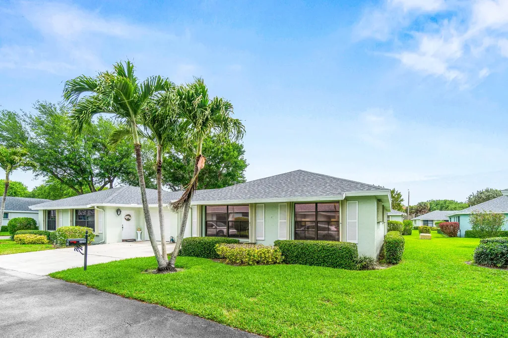 9865 Pecan Tree Drive Boynton Beach FL 33436