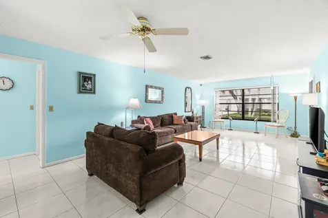 9865 Pecan Tree Drive Boynton Beach FL 33436
