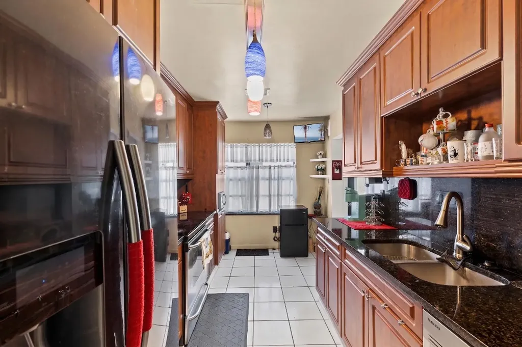 5388 Mendoza Street West Palm Beach FL 33415