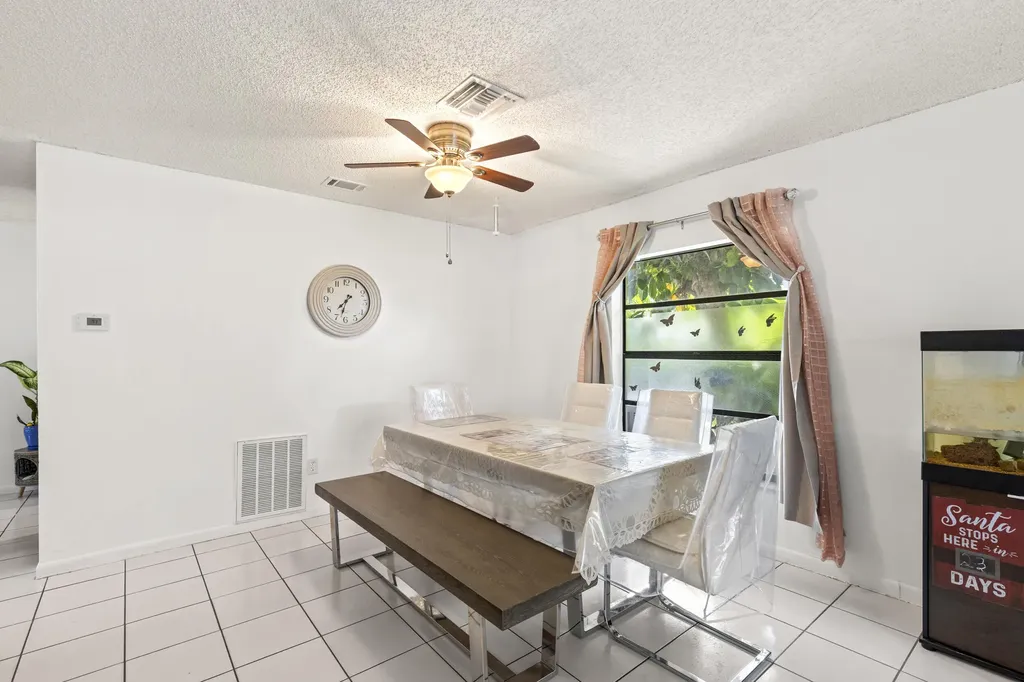 5388 Mendoza Street West Palm Beach FL 33415
