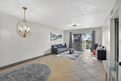 1250 SW 113th Terrace Pembroke Pines FL 33025