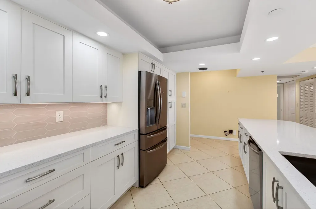 4740 S Ocean Boulevard S Highland Beach FL 33487