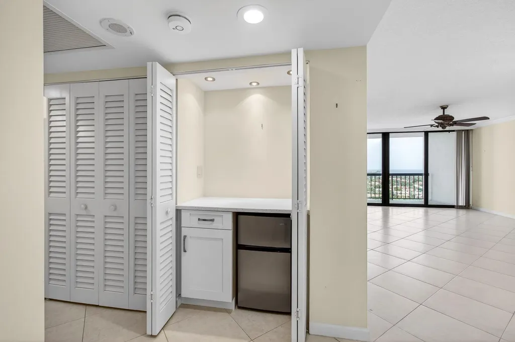 4740 S Ocean Boulevard S Highland Beach FL 33487