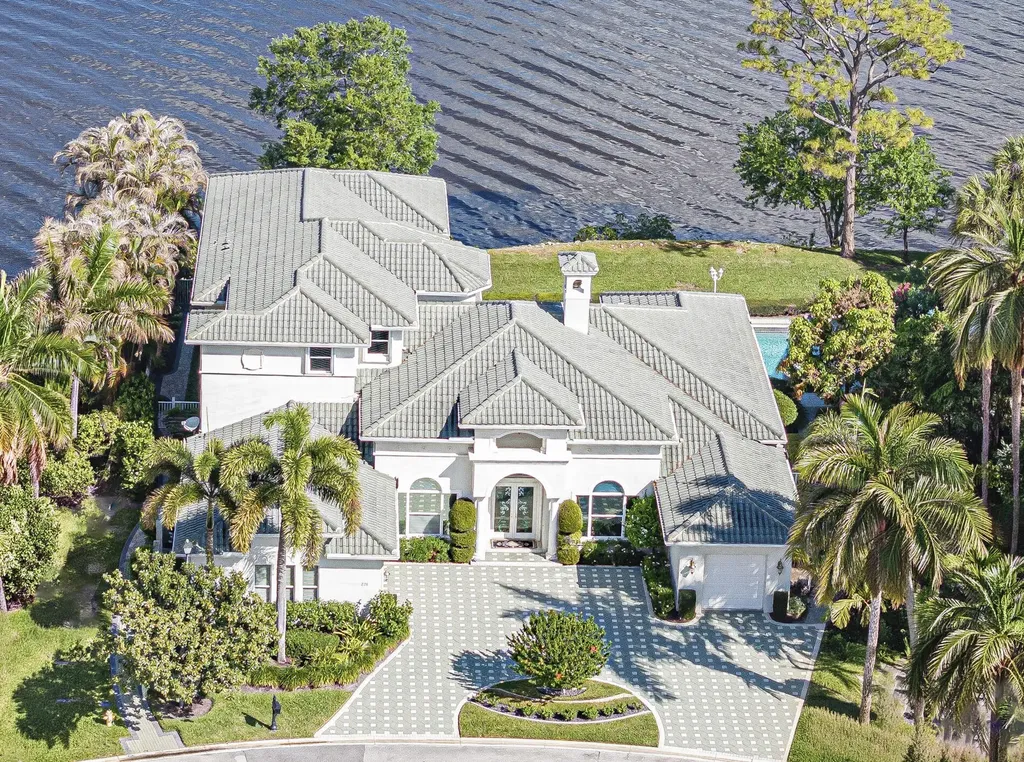 226 SW Palm Cove Drive Palm City FL 34990