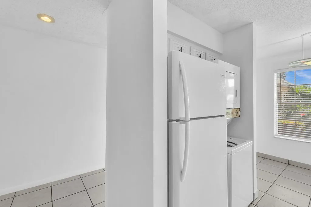 13721 Flora Place Delray Beach FL 33484