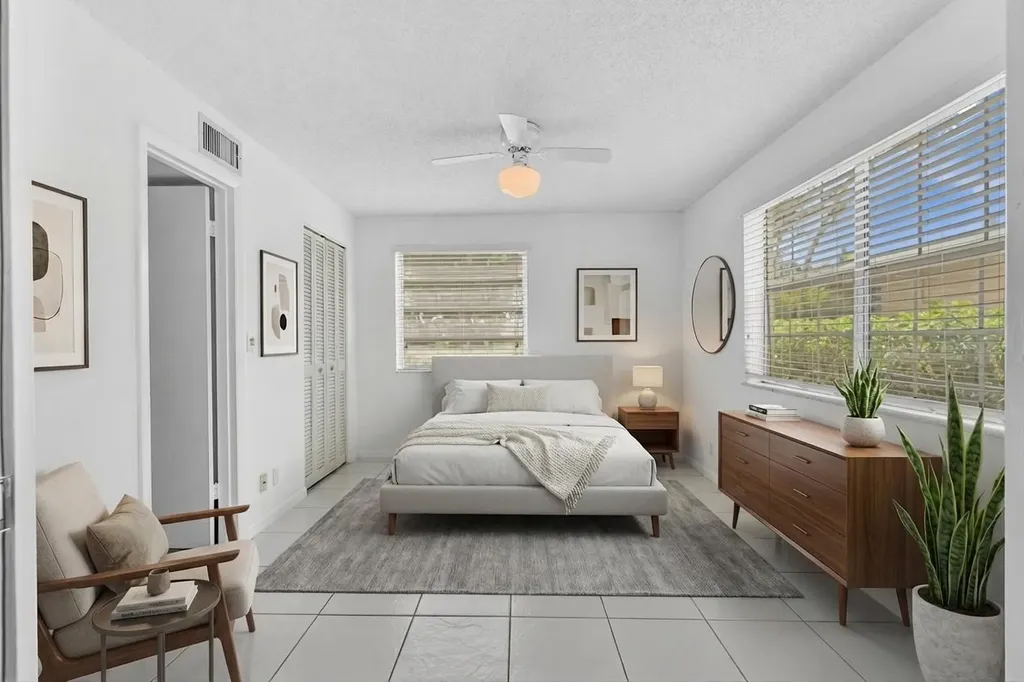 13721 Flora Place Delray Beach FL 33484