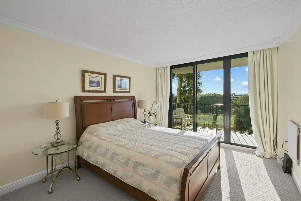 3460 S Ocean Boulevard Palm Beach FL 33480