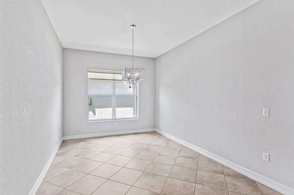 8136 Pinnacle Pass Way Boynton Beach FL 33473