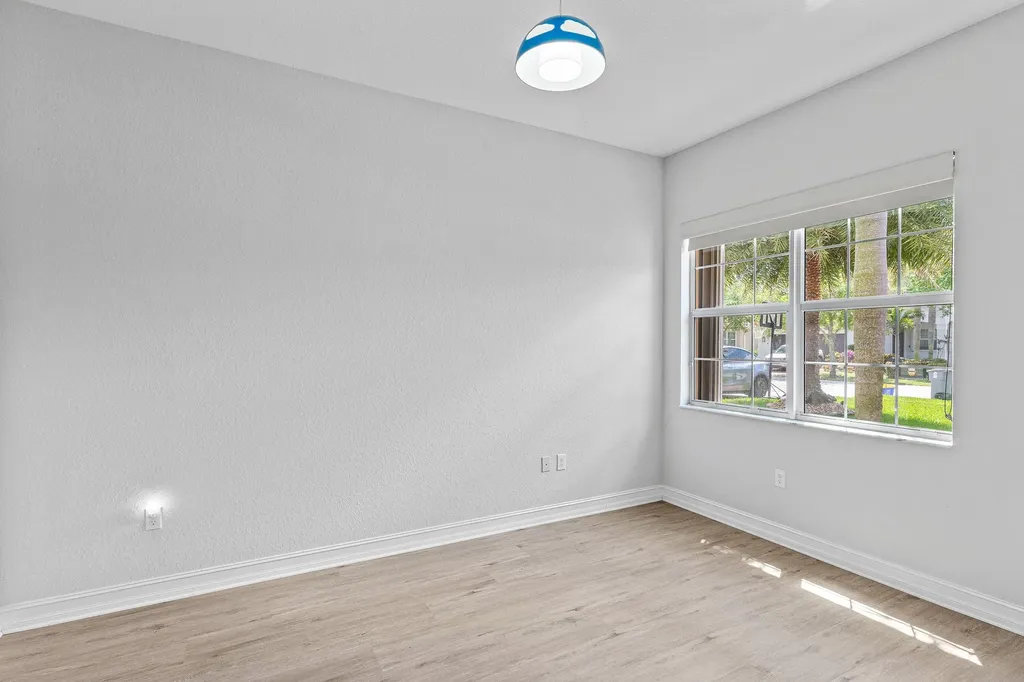 8136 Pinnacle Pass Way Boynton Beach FL 33473