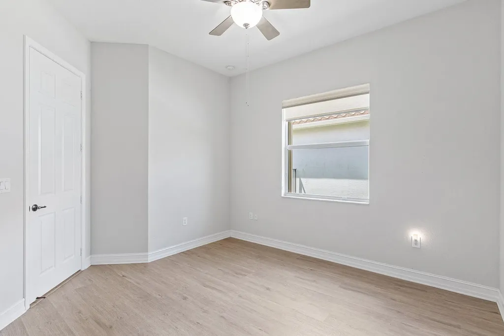 8136 Pinnacle Pass Way Boynton Beach FL 33473