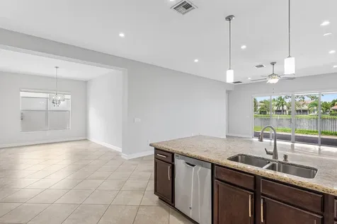 8136 Pinnacle Pass Way Boynton Beach FL 33473