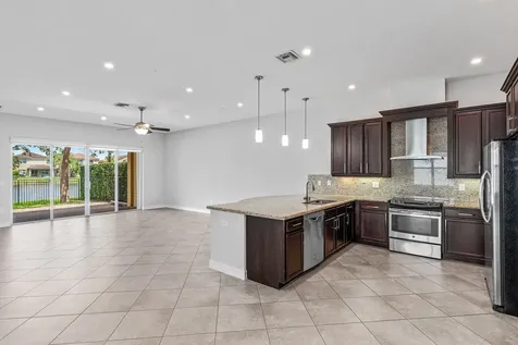 8136 Pinnacle Pass Way Boynton Beach FL 33473