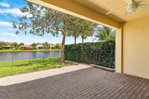 8136 Pinnacle Pass Way Boynton Beach FL 33473