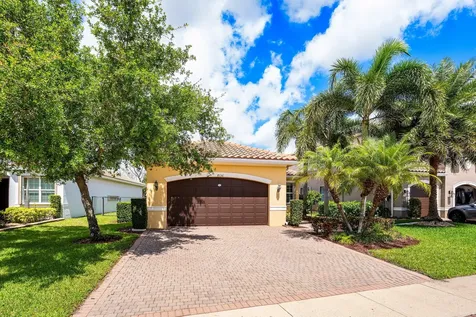 8136 Pinnacle Pass Way Boynton Beach FL 33473