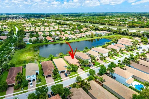 8136 Pinnacle Pass Way Boynton Beach FL 33473