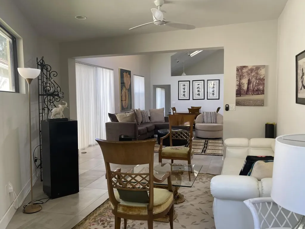 17560 Via Capri Boca Raton FL 33496