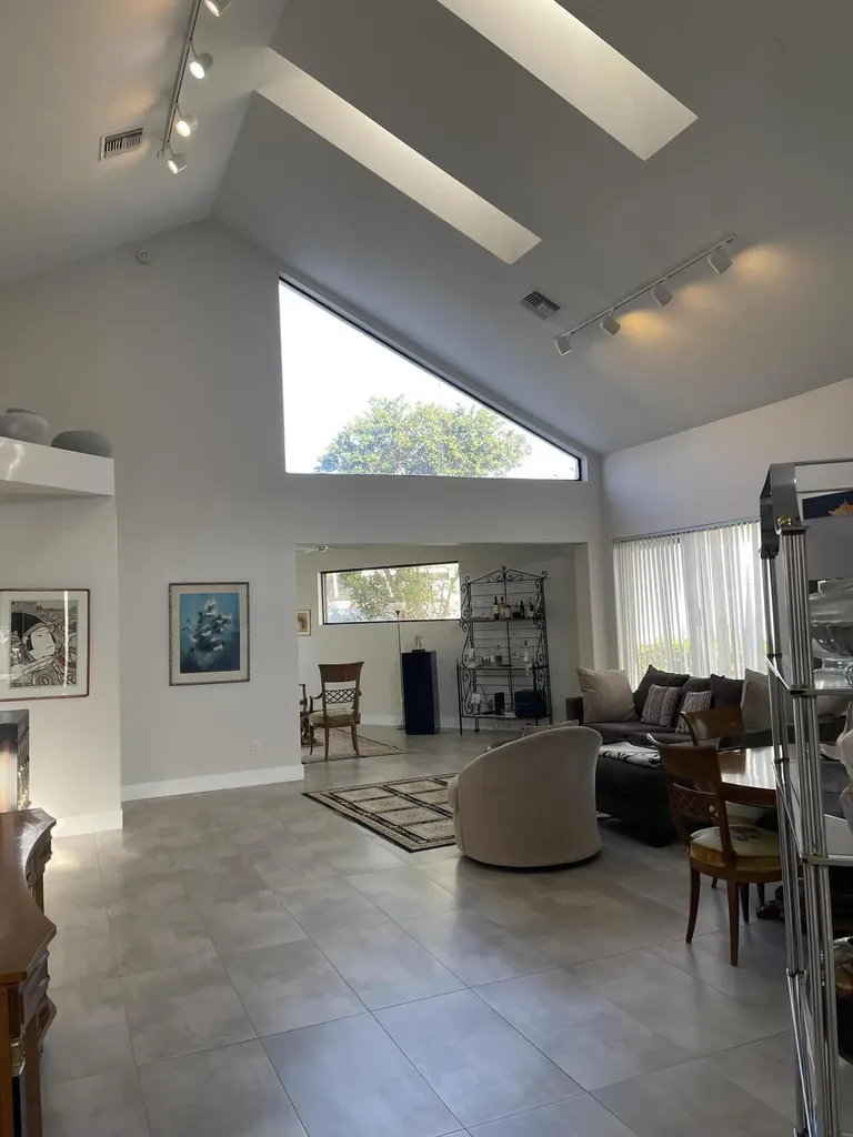 17560 Via Capri Boca Raton FL 33496
