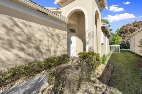 5627 Sunberry Circle Fort Pierce FL 34951