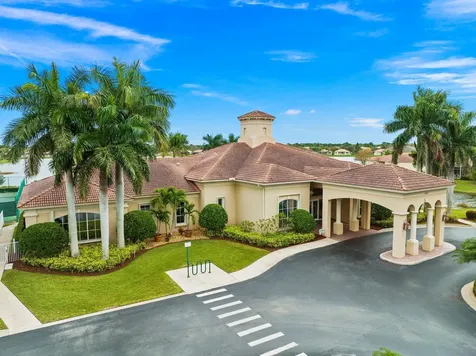 5627 Sunberry Circle Fort Pierce FL 34951
