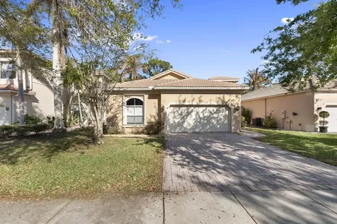 5627 Sunberry Circle Fort Pierce FL 34951