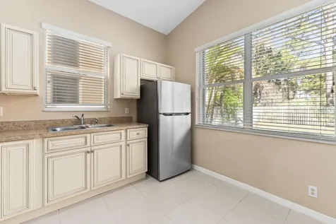 5627 Sunberry Circle Fort Pierce FL 34951