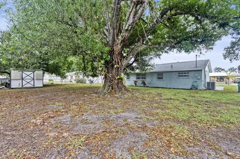 307 Essex Drive Fort Pierce FL 34946