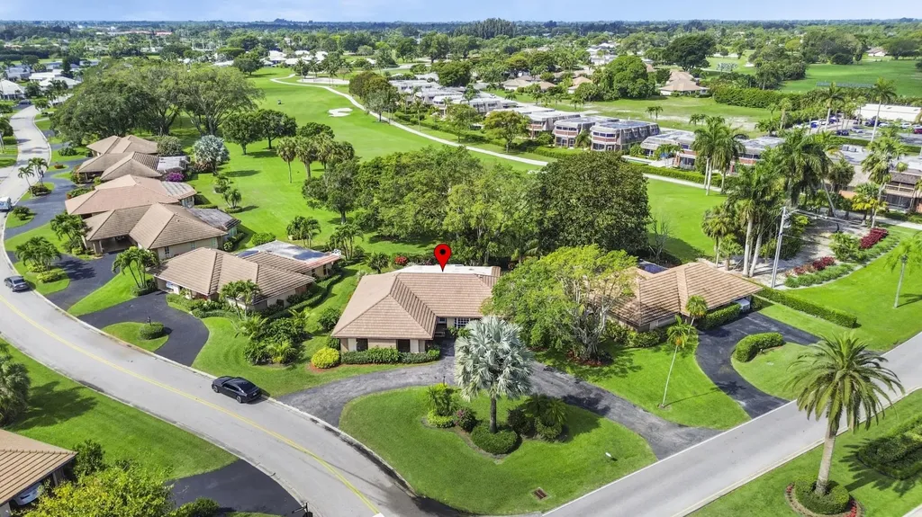 133 Clubhouse Boulevard Atlantis FL 33462