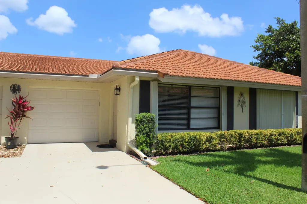 9940 Bauhinia Tree Way Boynton Beach FL 33436